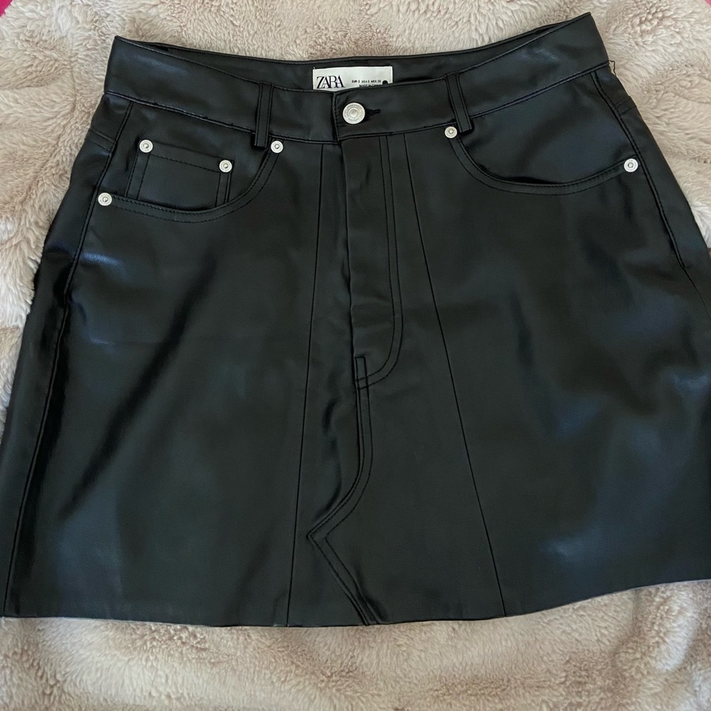 Leather skirt